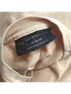 True Vintage T-Shirt XL Single Stitch 1990's No Boundaries Soft Golden Yellow